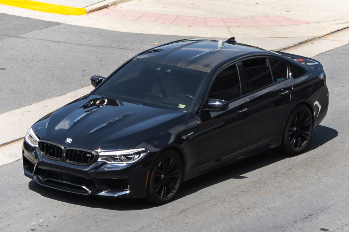 2023 BMW M5 CS
