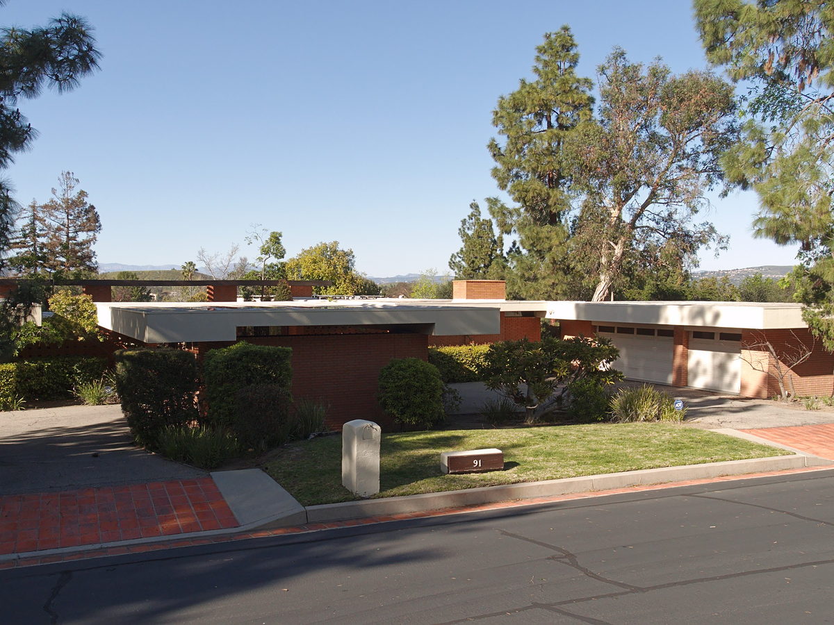 Sunset Ridge Modern — Los Angeles, CA